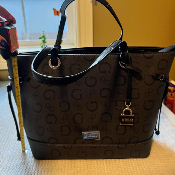 Guess shoulder bag - Picture 4 of 10
